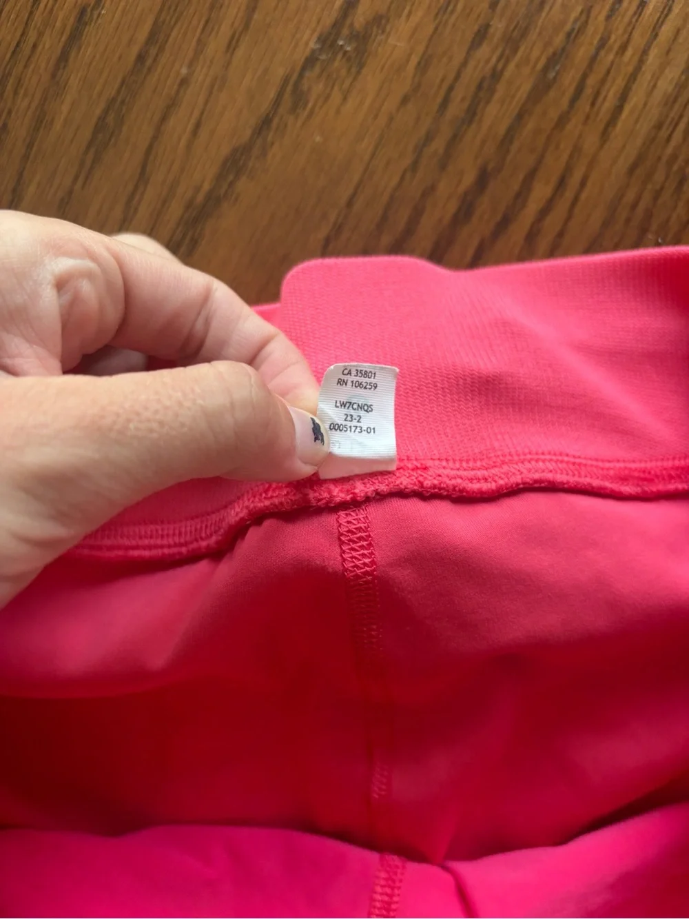Lululemon swiftly tech high rise skirt tennis lip gloss size 12